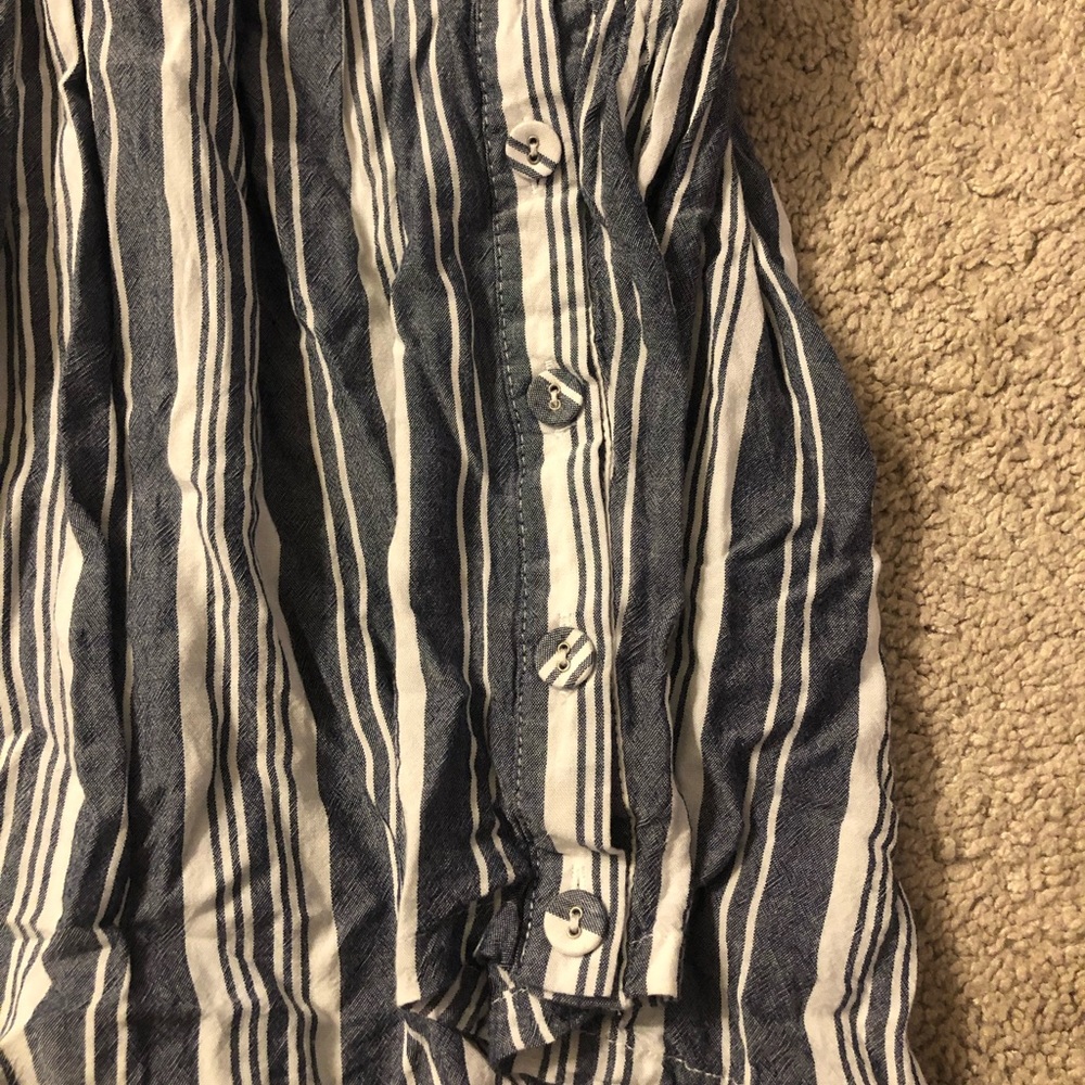 Striped Button Sides Tank Top - Picture 3 of 8